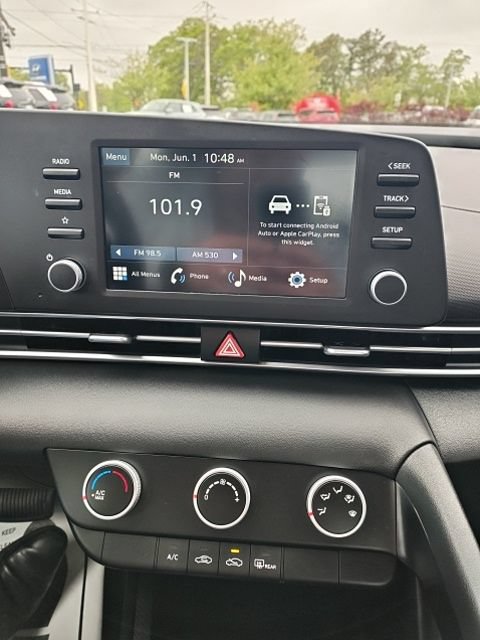 Certified 2026 Hyundai Elantra SE FWD image 23