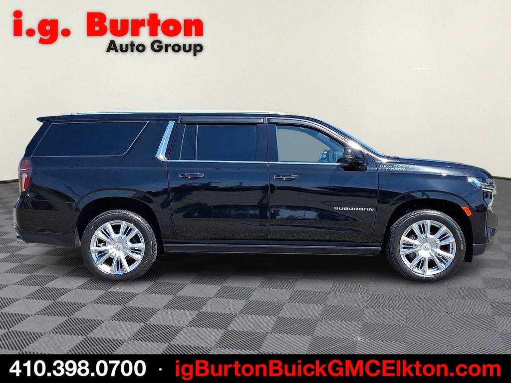 Certified 2022 Chevrolet Suburban High Country AWD/4WD image 7