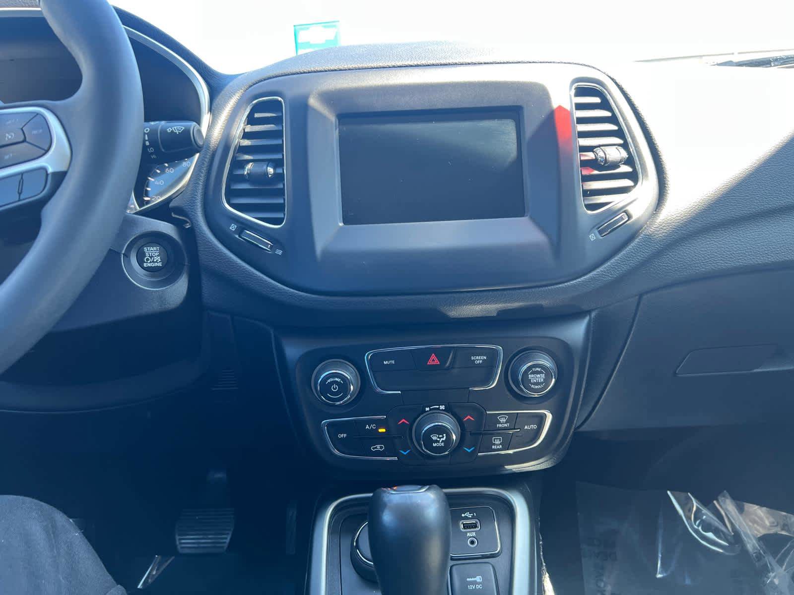 Used 2021 Jeep Compass Latitude image 26