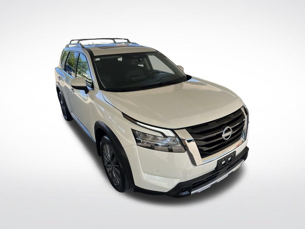 Certified 2023 Nissan Pathfinder SL w/ SL Premium Package AWD/4WD image 40