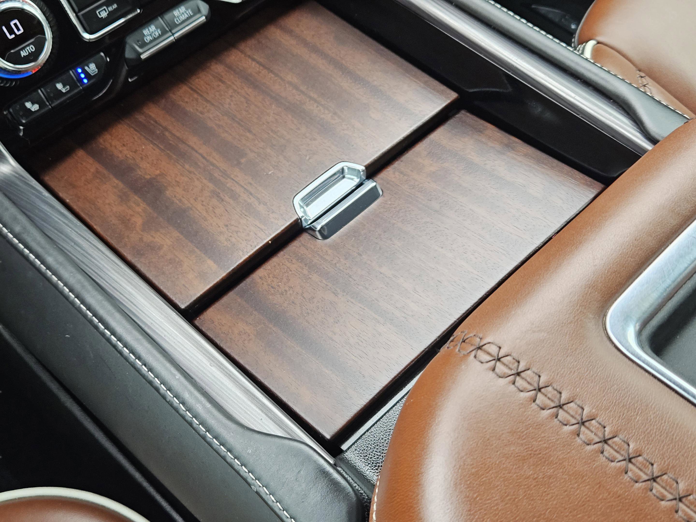 Used 2023 GMC Yukon Denali Ultimate image 23