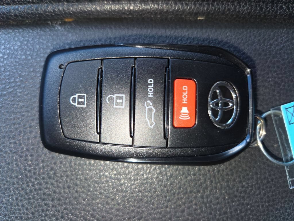 Used 2024 Toyota Grand Highlander AWD Hybrid image 13