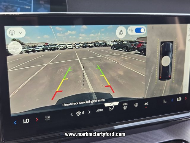 New 2026 Ford Expedition Active RWD image 17