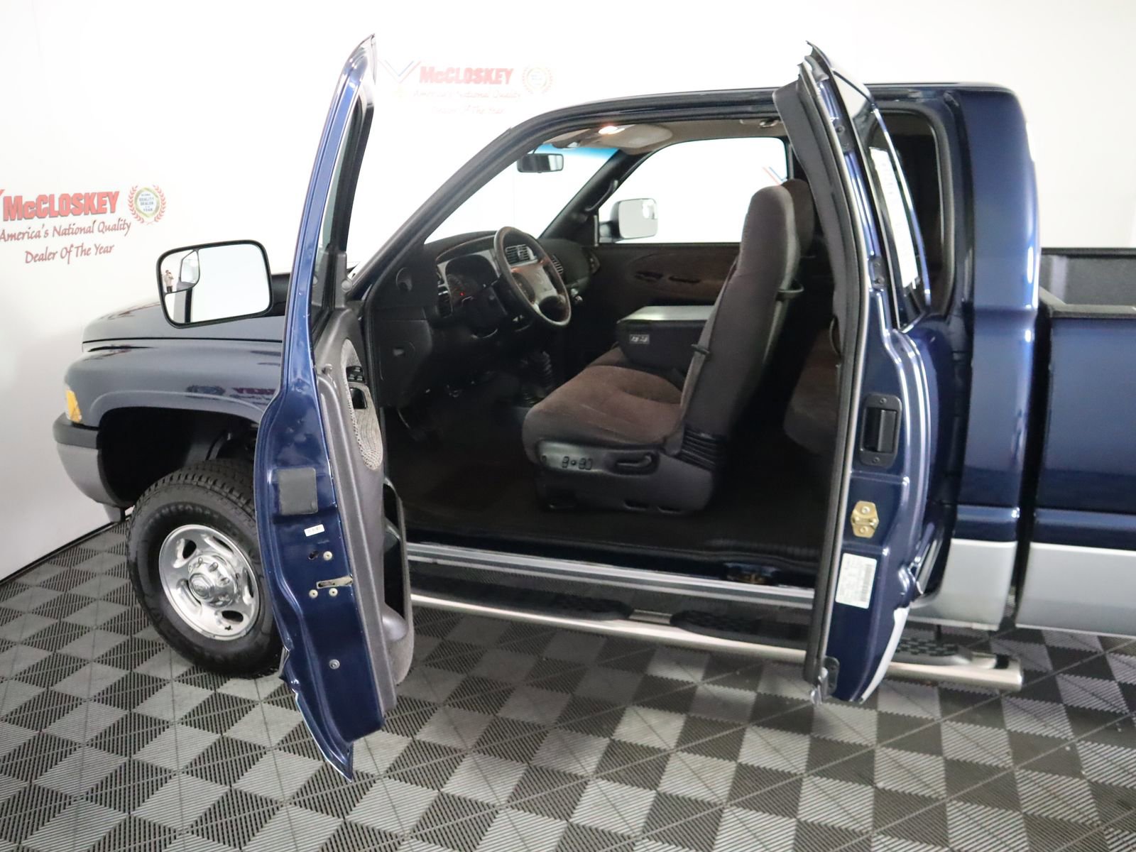 Used 2001 Dodge Ram 2500 Truck SLT image 37