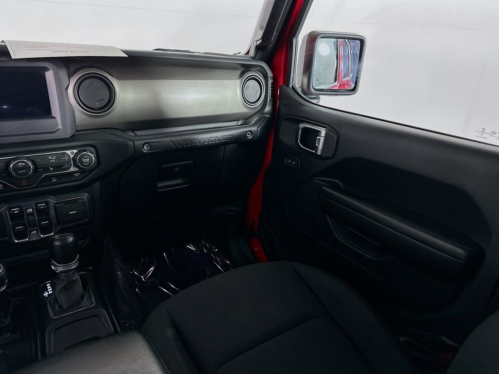 Certified 2018 Jeep Wrangler Unlimited Sport S image 32