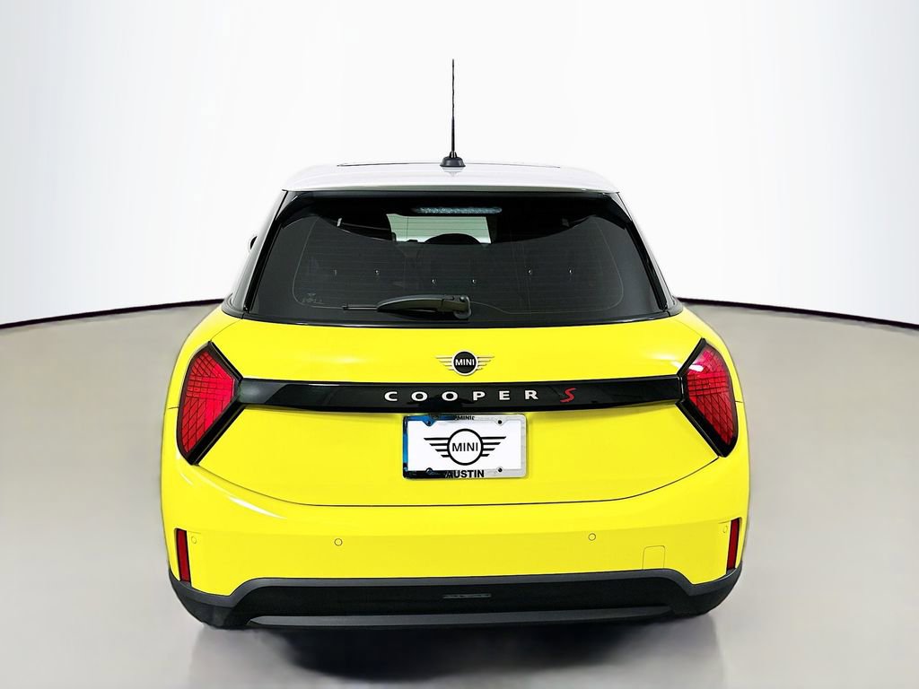 Certified 2025 MINI Cooper S image 6