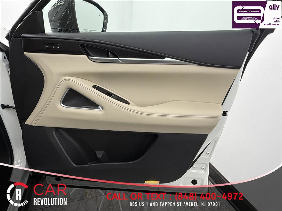 Used 2023 INFINITI QX60 Sensory w/ Cargo Package image 55