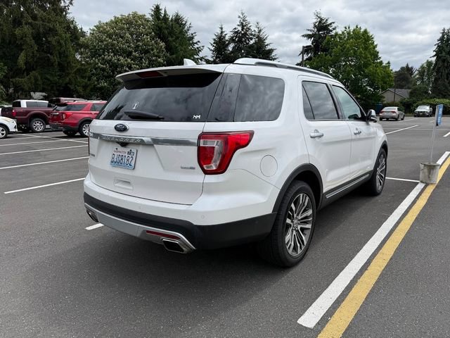 Used 2017 Ford Explorer Platinum AWD/4WD image 3