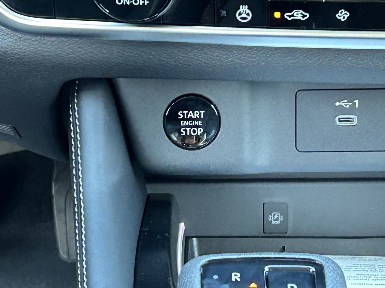 New 2026 Nissan Rogue Platinum image 22