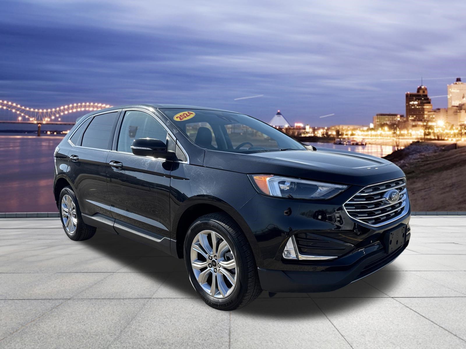 Used 2024 Ford Edge Titanium image 4