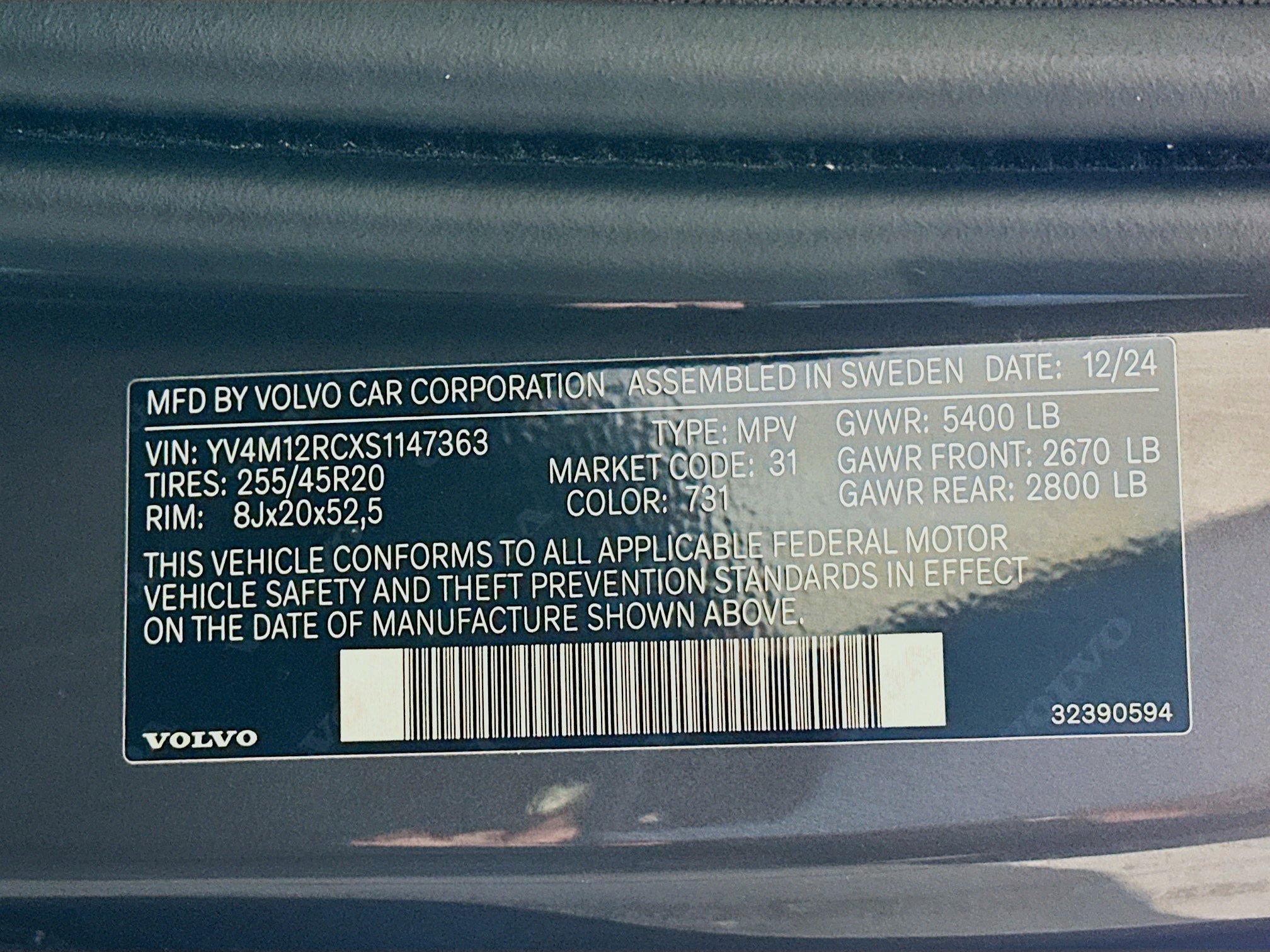 Used 2025 Volvo XC60 B5 Plus image 12