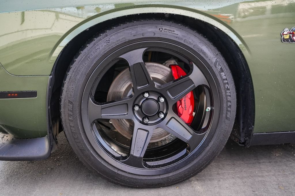 Used 2022 Dodge Challenger R/T Scat Pack w/ Shaker Package image 11