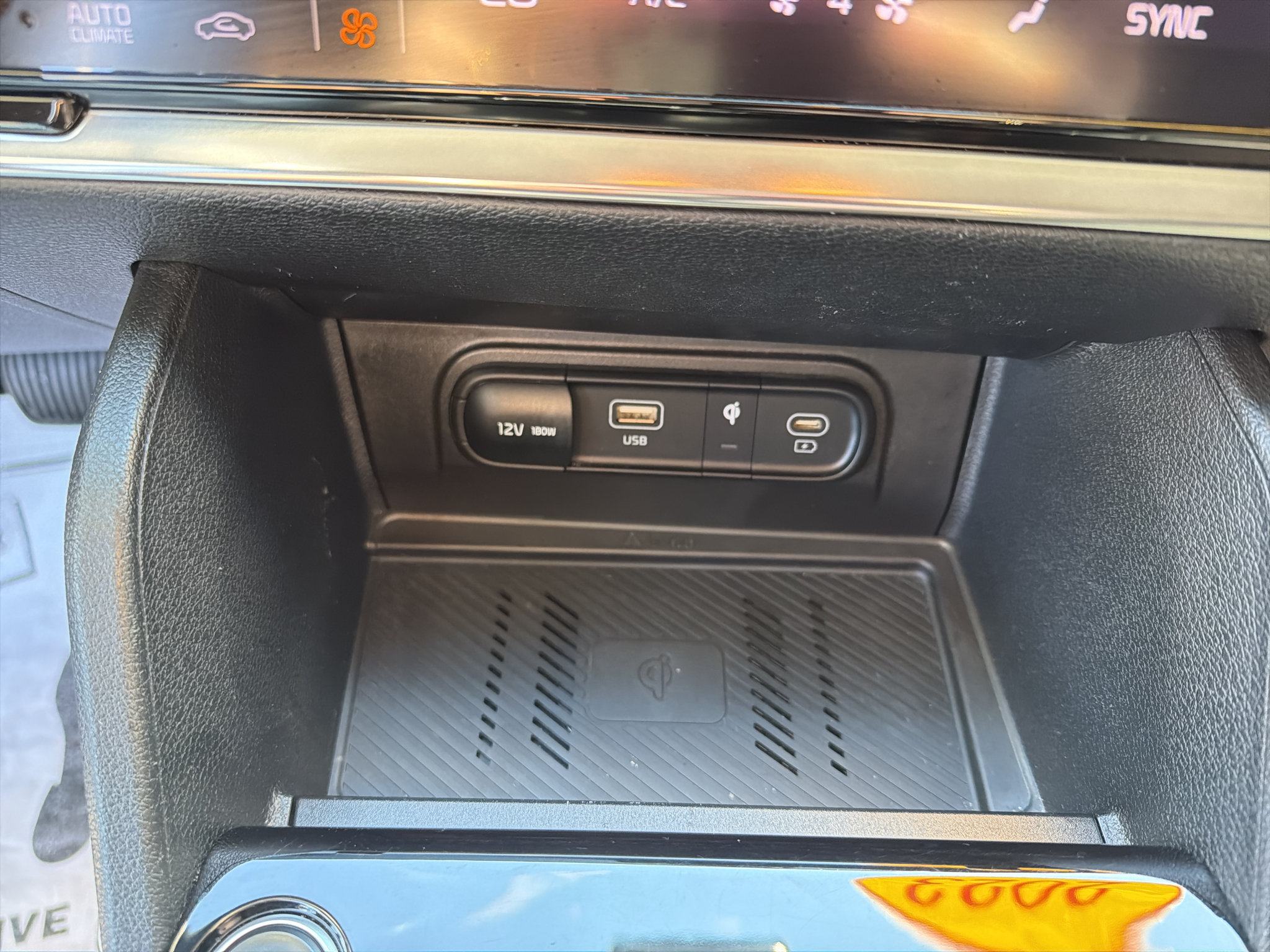 Used 2023 Kia Sportage EX FWD image 16