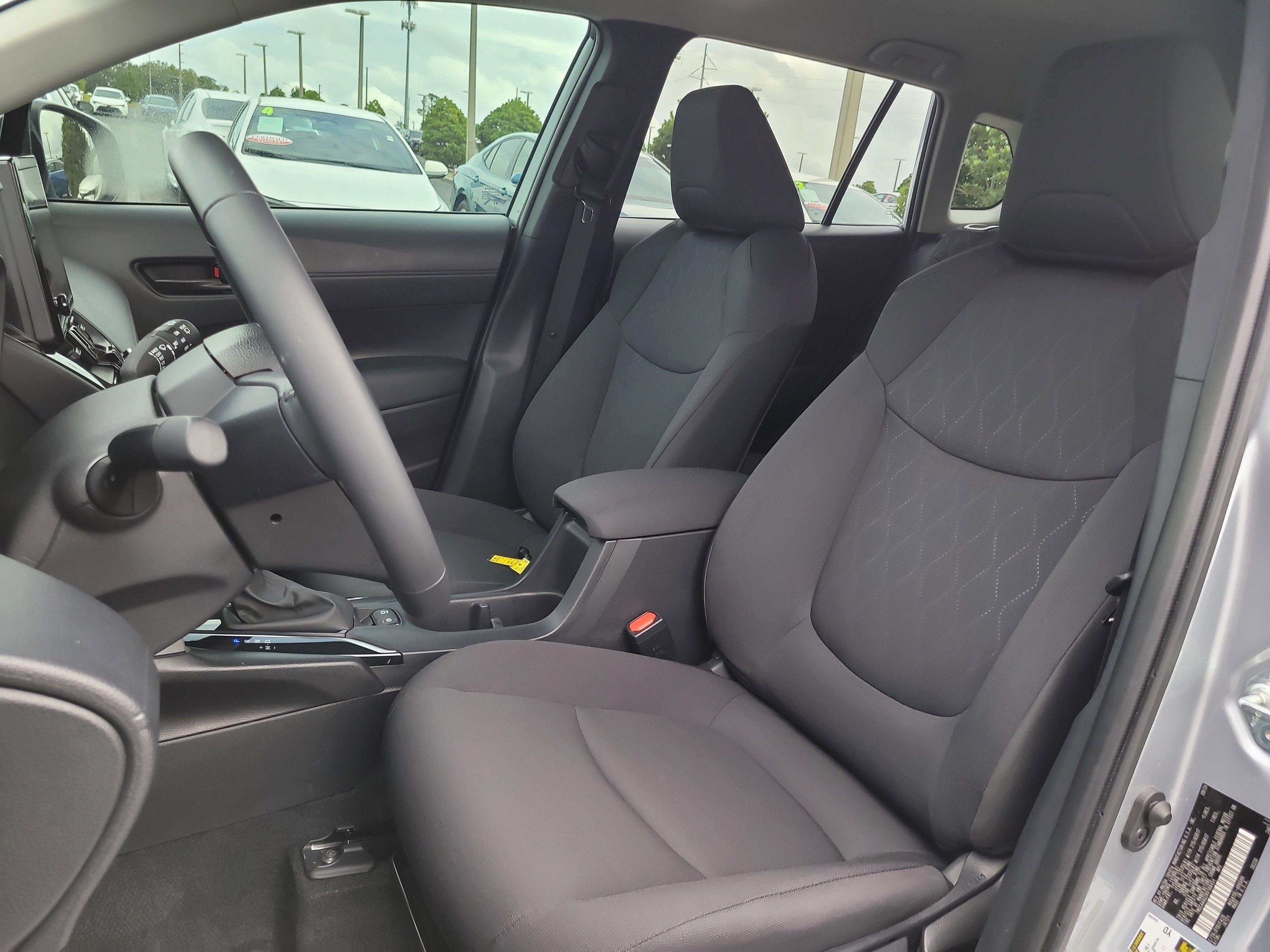 Certified 2024 Toyota Corolla Cross LE image 19