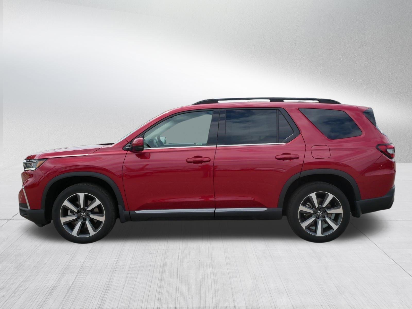 Certified 2023 Honda Pilot Touring image 4