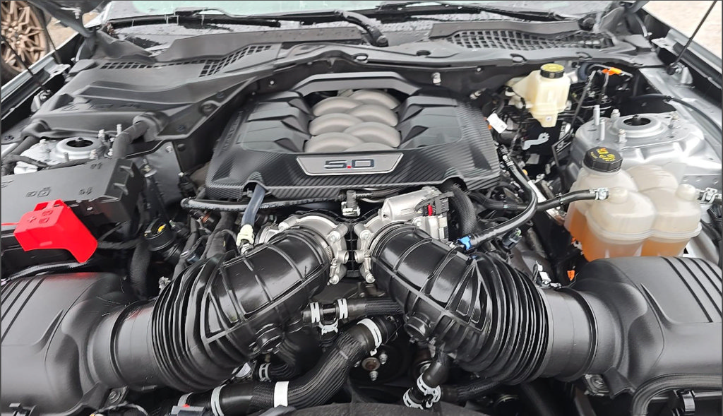 Used 2024 Ford Mustang GT Premium RWD image 12