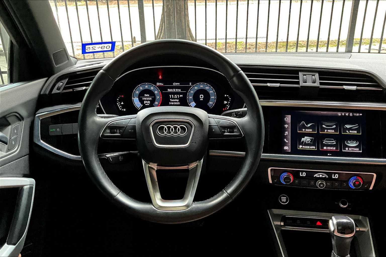 Used 2022 Audi Q3 2.0T Premium AWD/4WD image 5