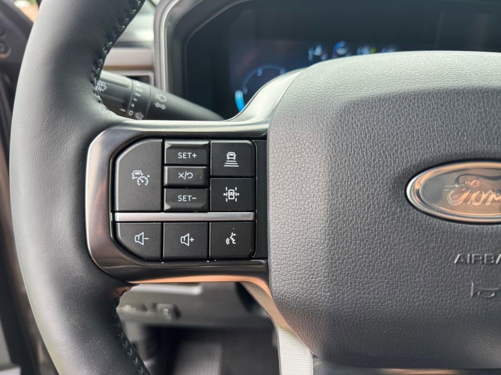 New 2026 Ford F350 Platinum image 32
