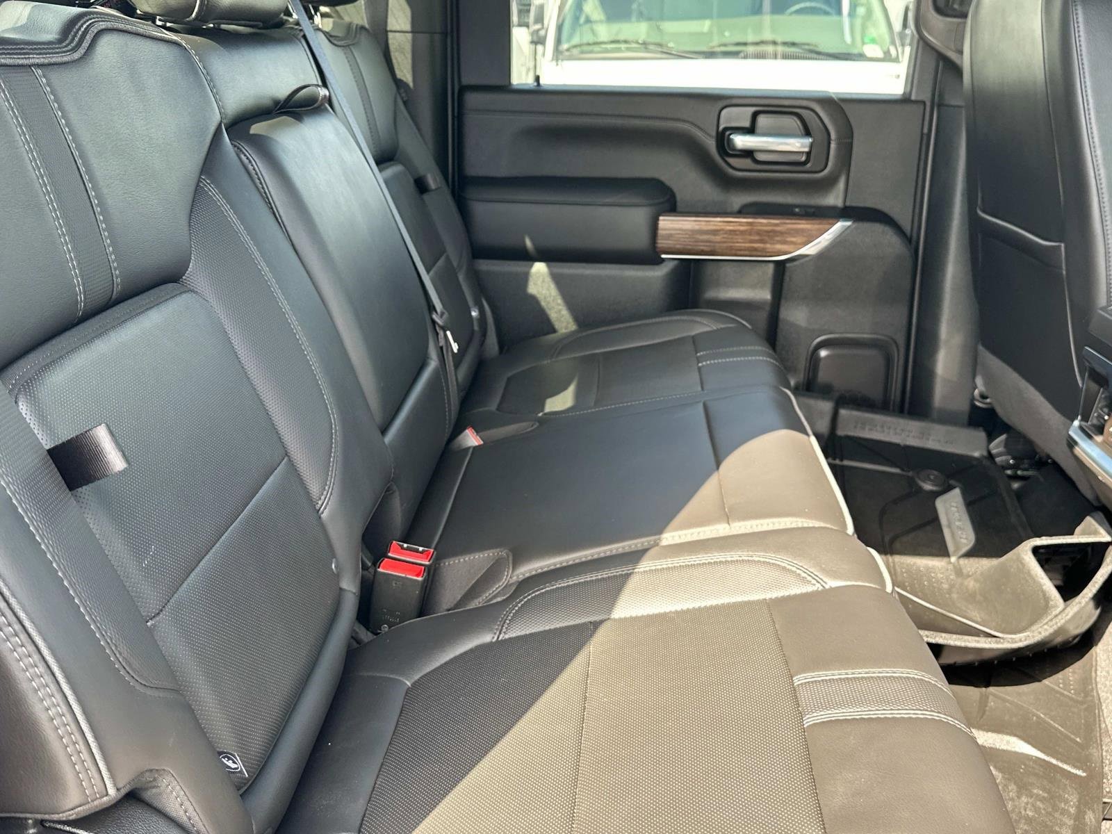 Used 2022 Chevrolet Silverado 3500 High Country w/ Z71 Off-Road Package image 23