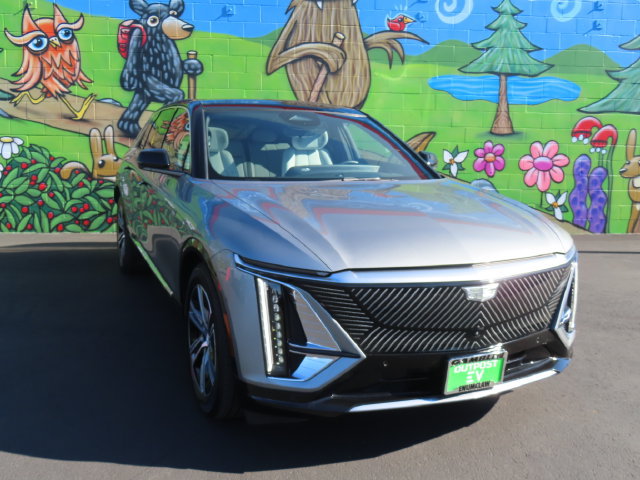 Used 2025 Cadillac Lyriq Luxury