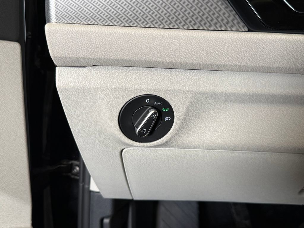 Used 2023 Volkswagen Jetta S image 18