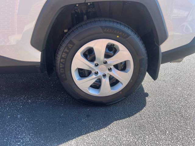 Used 2019 Toyota RAV4 LE w/ All Weather Liner Package image 8