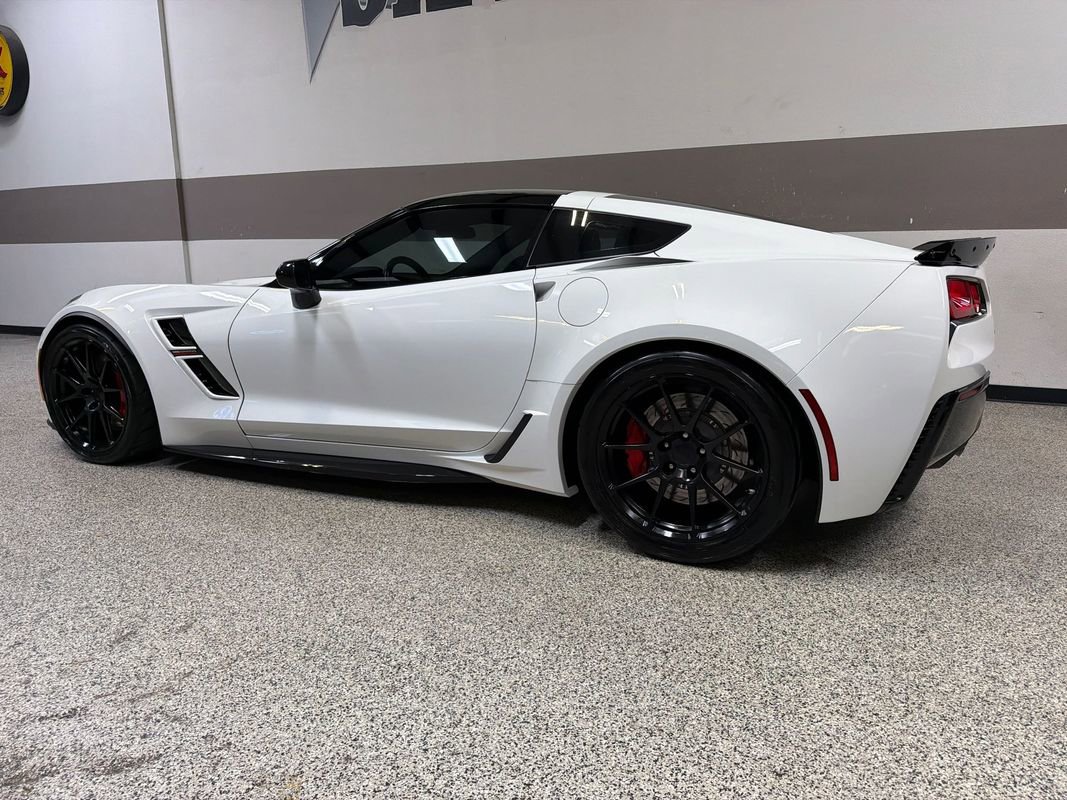 Used 2017 Chevrolet Corvette Grand Sport RWD image 6