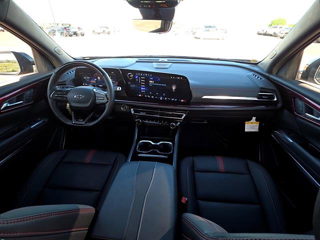 Used 2025 Chevrolet Traverse RS w/ LPO, Floor Liner Package FWD image 10