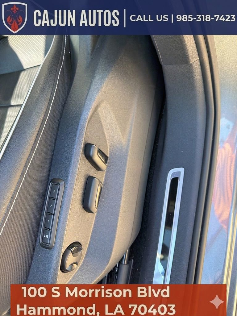 Used 2022 Volkswagen Tiguan SEL R-Line image 19