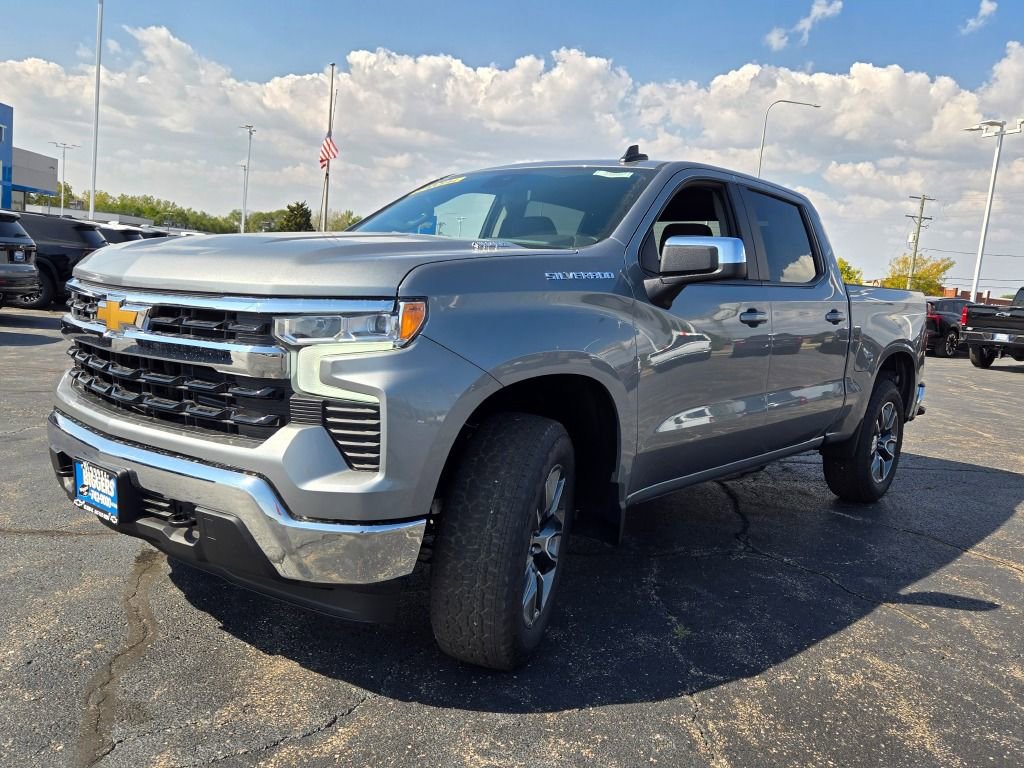 New 2026 Chevrolet Silverado 1500 LT image 3