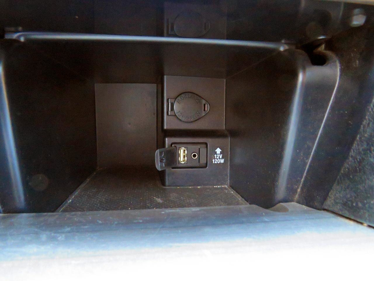 Used 2012 Toyota Camry SE FWD image 33