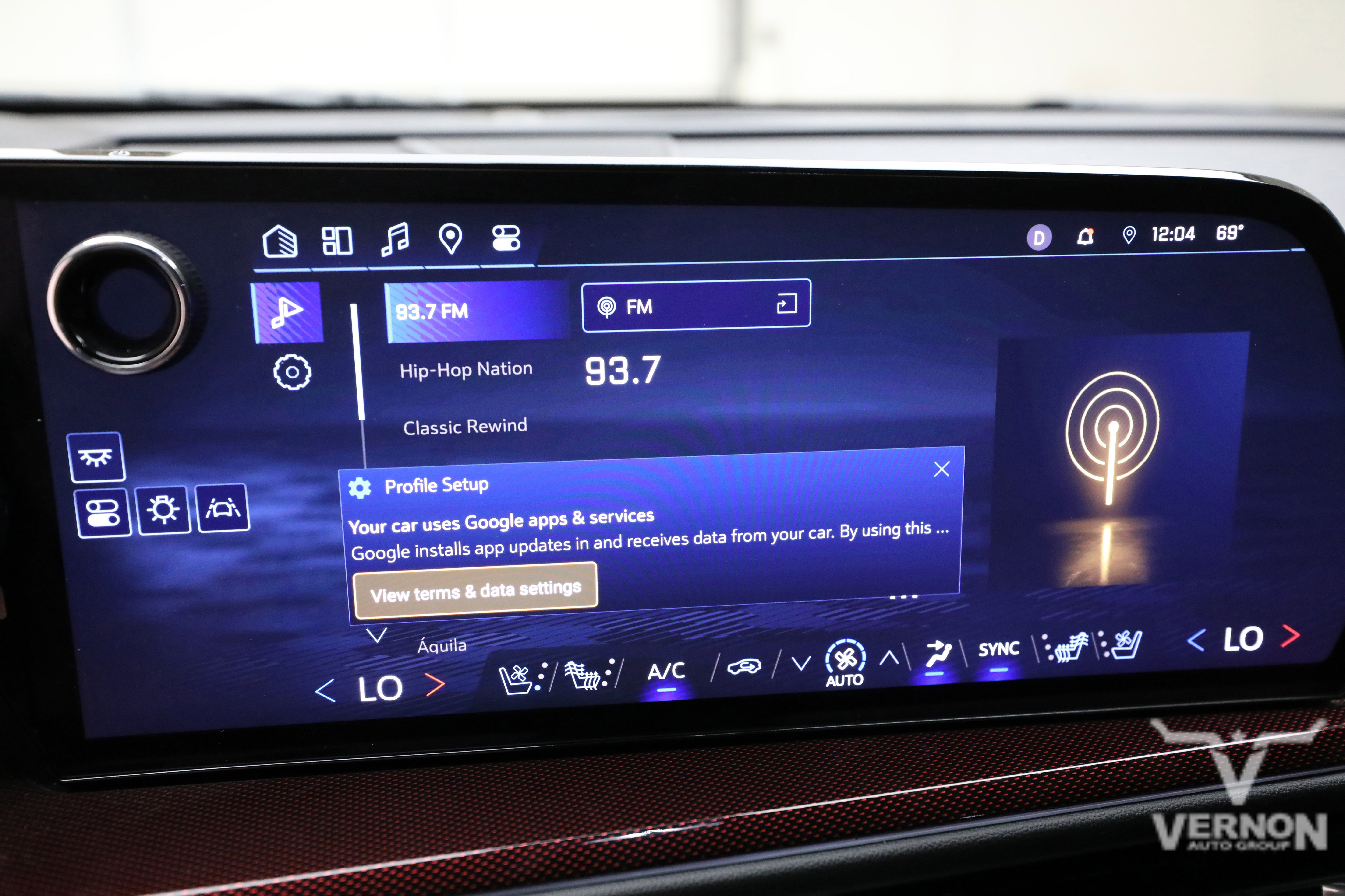 Used 2024 Chevrolet Traverse RS w/ LPO, Floor Liner Package image 23