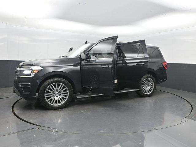 Used 2022 Ford Expedition Platinum AWD/4WD image 36