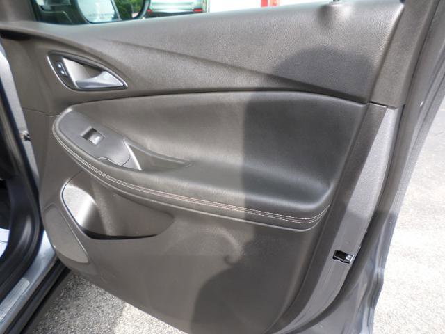 Used 2020 Buick Encore GX Select image 31