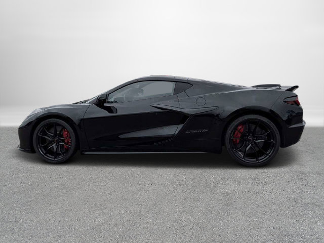 New 2027 Chevrolet Corvette Grand Sport w/ Z52 Sport Performance Package RWD image 7