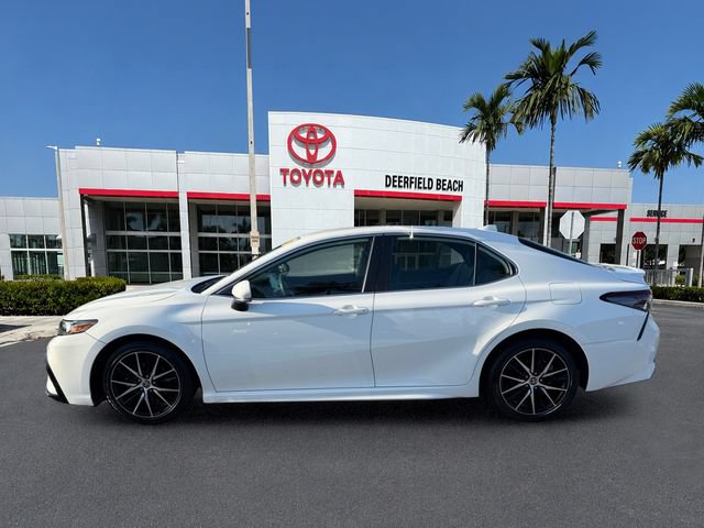 Certified 2023 Toyota Camry SE FWD image 4