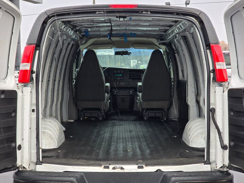 Used 2020 Chevrolet Express 2500 Extended w/ Driver Convenience Package image 16