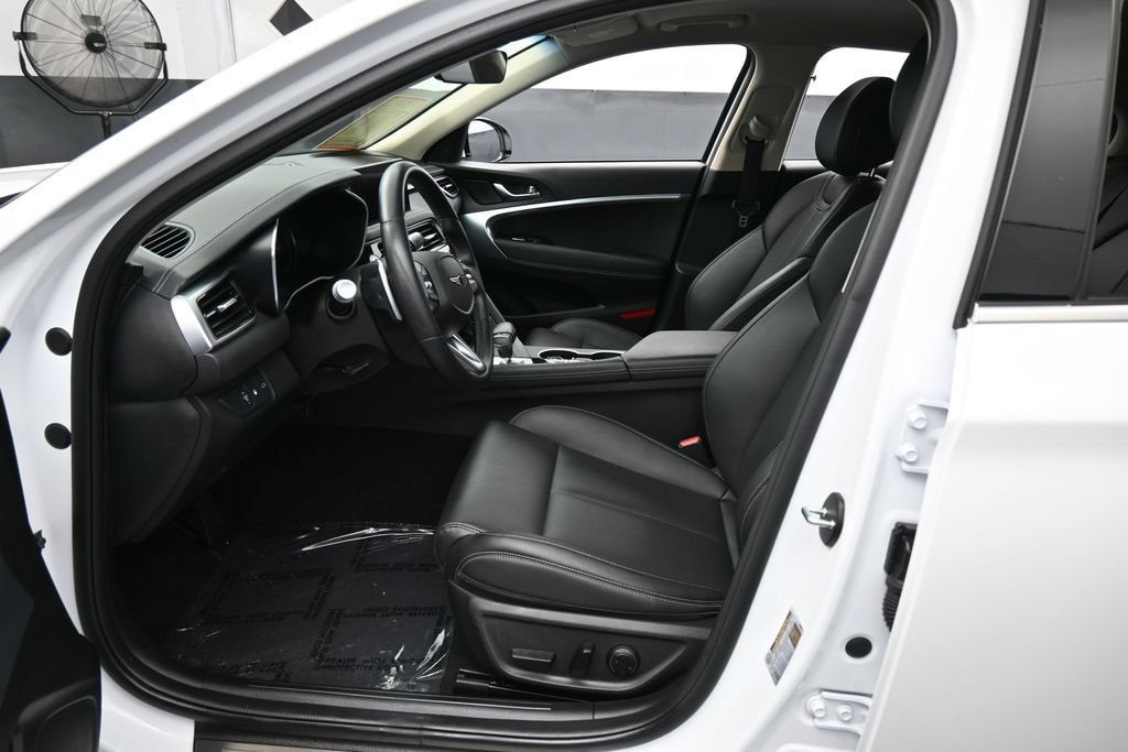 Used 2025 Genesis G70 2.5T RWD image 11