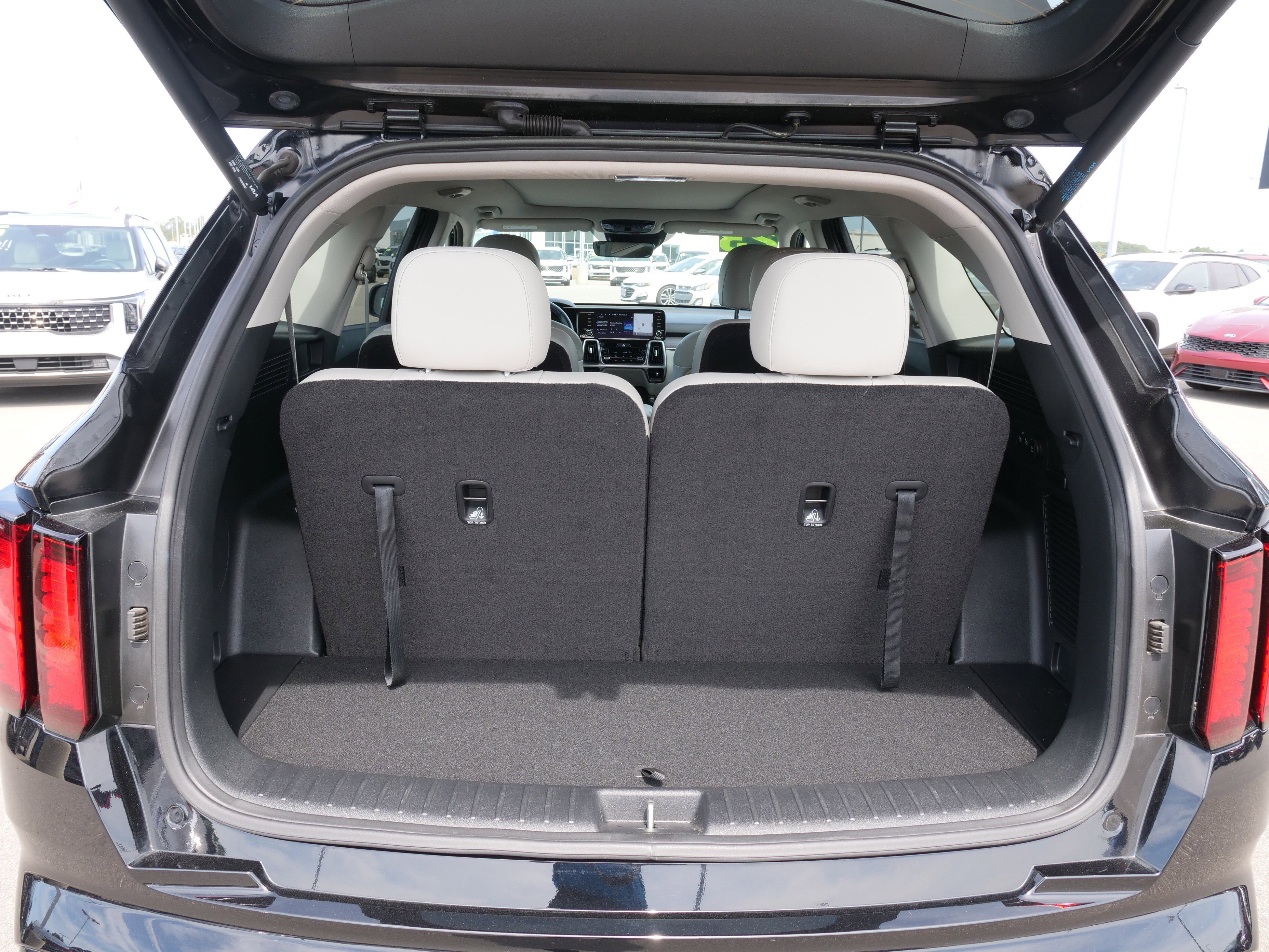 Certified 2023 Kia Sorento EX w/ Panoramic Sunroof Package image 14