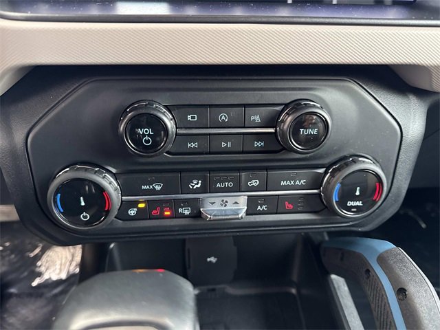 Used 2022 Ford Bronco Wildtrak image 21