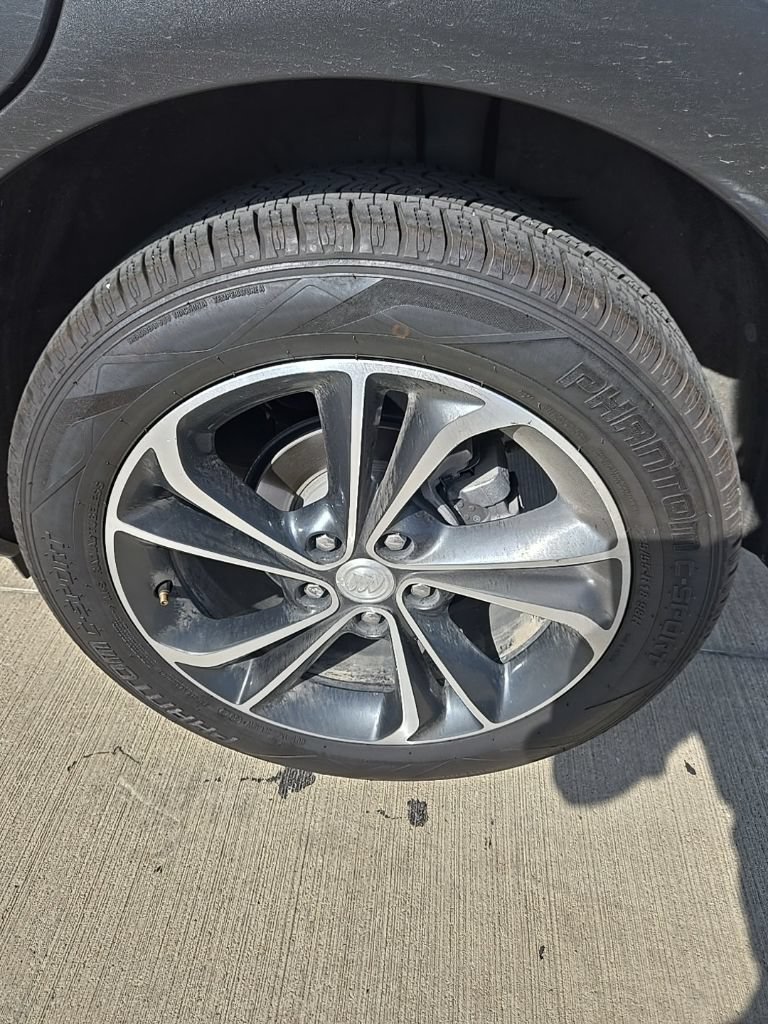 Used 2022 Buick Encore GX Select FWD image 5