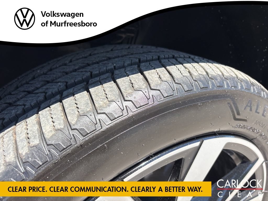 Used 2024 Volkswagen Atlas SEL Premium R-Line AWD/4WD image 9