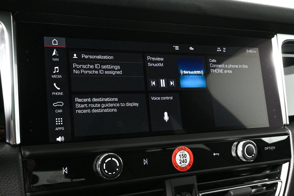 Certified 2026 Porsche Macan AWD/4WD image 13