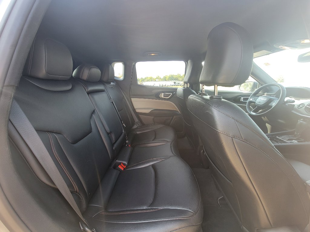 Used 2024 Jeep Compass Limited image 34