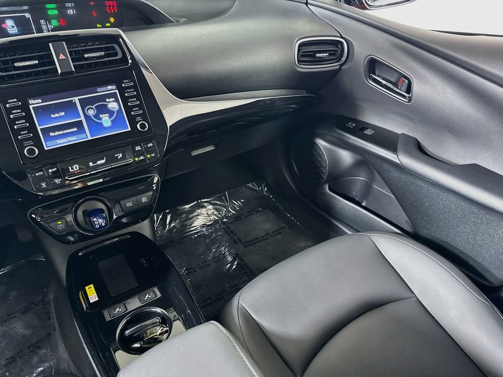 Used 2020 Toyota Prius XLE w/ Advanced Technology Package FWD image 22