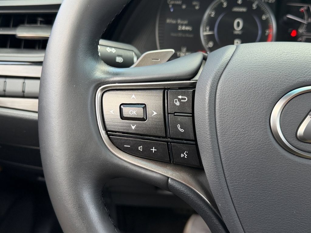 Certified 2025 Lexus ES 350 w/ Premium Package FWD image 18