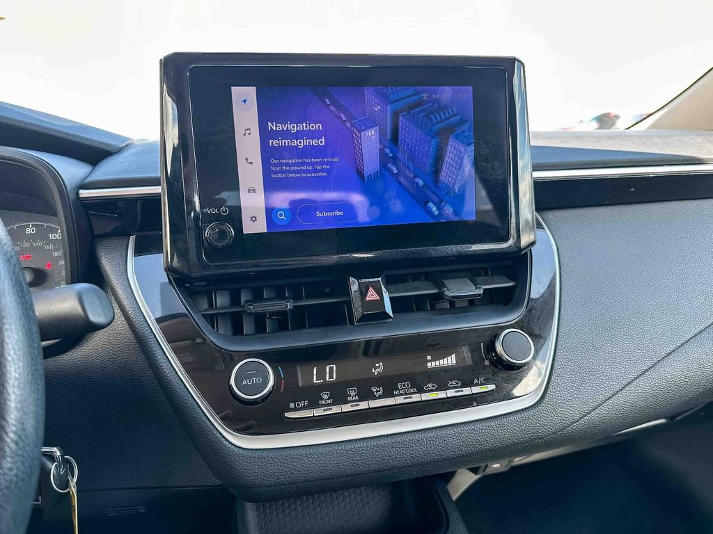 Used 2024 Toyota Corolla LE image 29