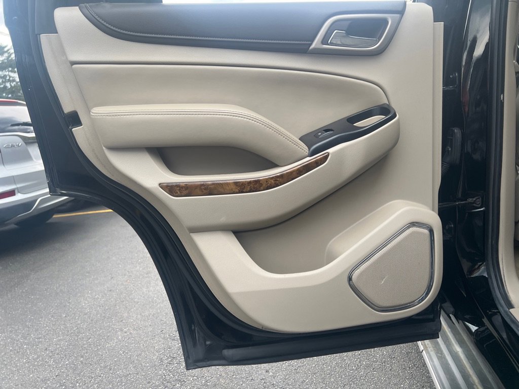 Used 2015 GMC Yukon Denali w/ Open Road Package image 12