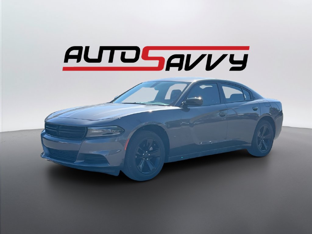 Used 2023 Dodge Charger SXT RWD image 3