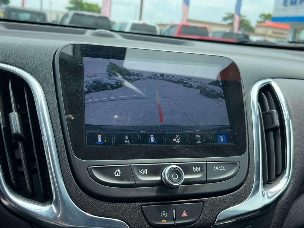 Used 2023 Chevrolet Equinox LT AWD/4WD image 28